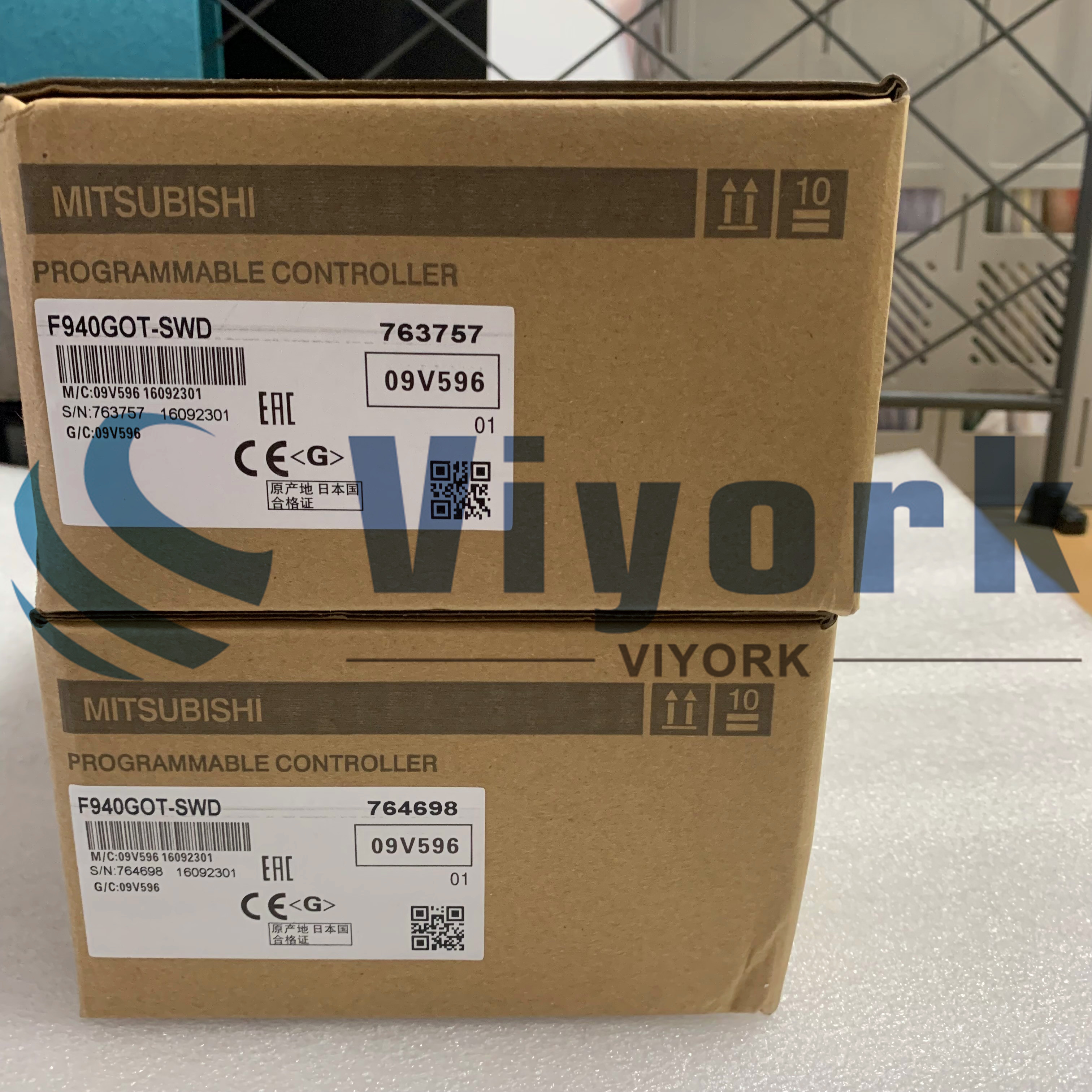 Mitsubishi F940GOT-SWD OPERATOR INTERFACE 5.7INCH TOUCH SCREEN COLOR NEW