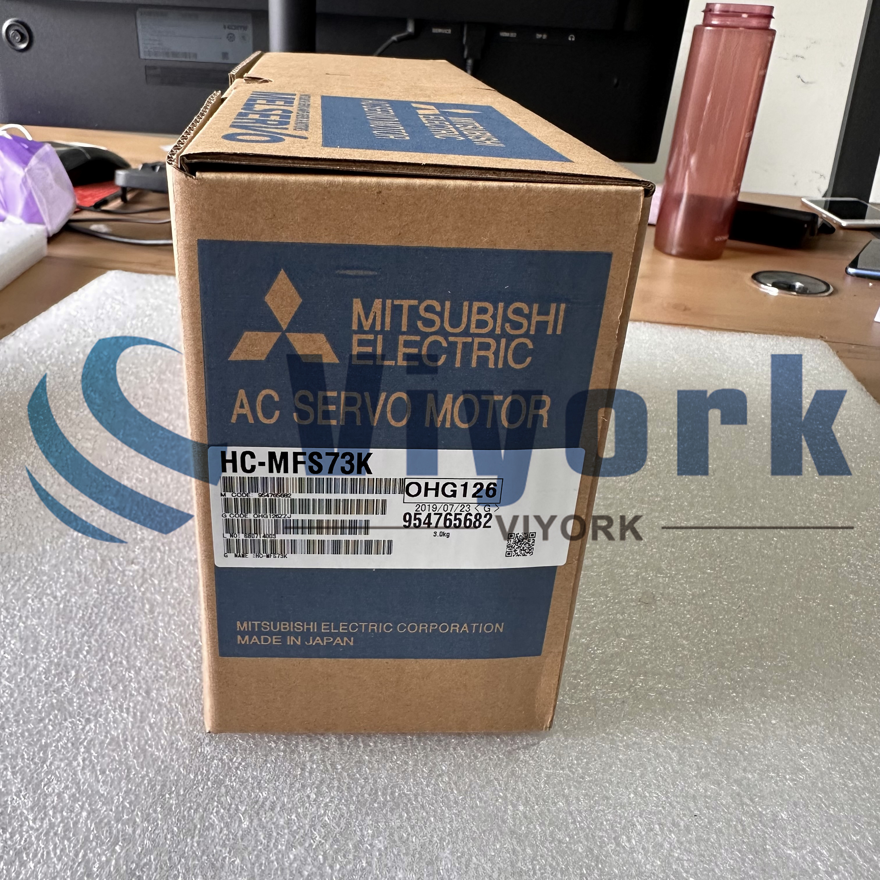 Mitsubishi HC-MFS73K AC SERVO MOTOR 5.6AMP 750W 103V NEW