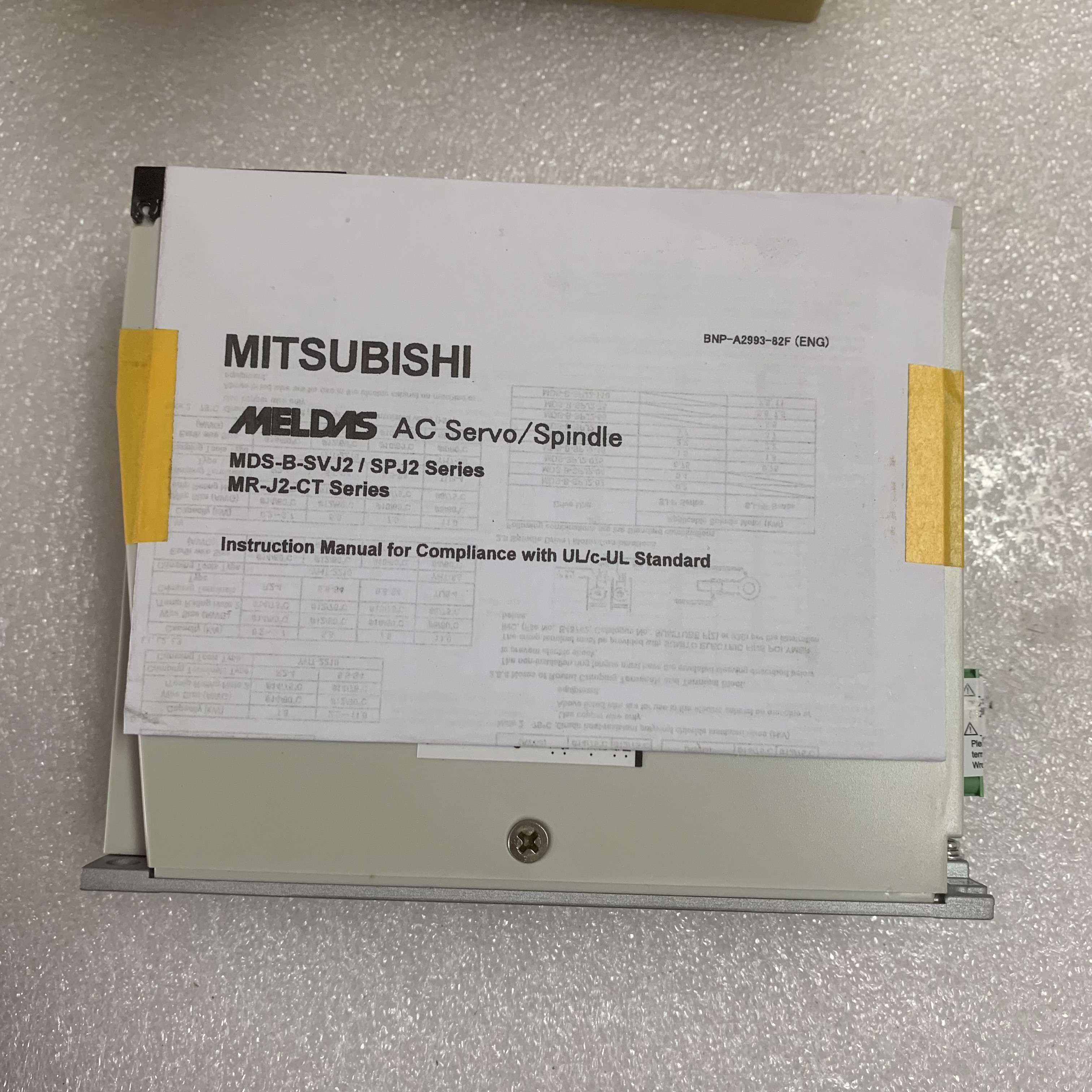 Mitsubishi MDS-B-SVJ2-04 SERVO DRIVE 0.4KW 0.3/2.8AMP 230V 50/60 HZ NEW