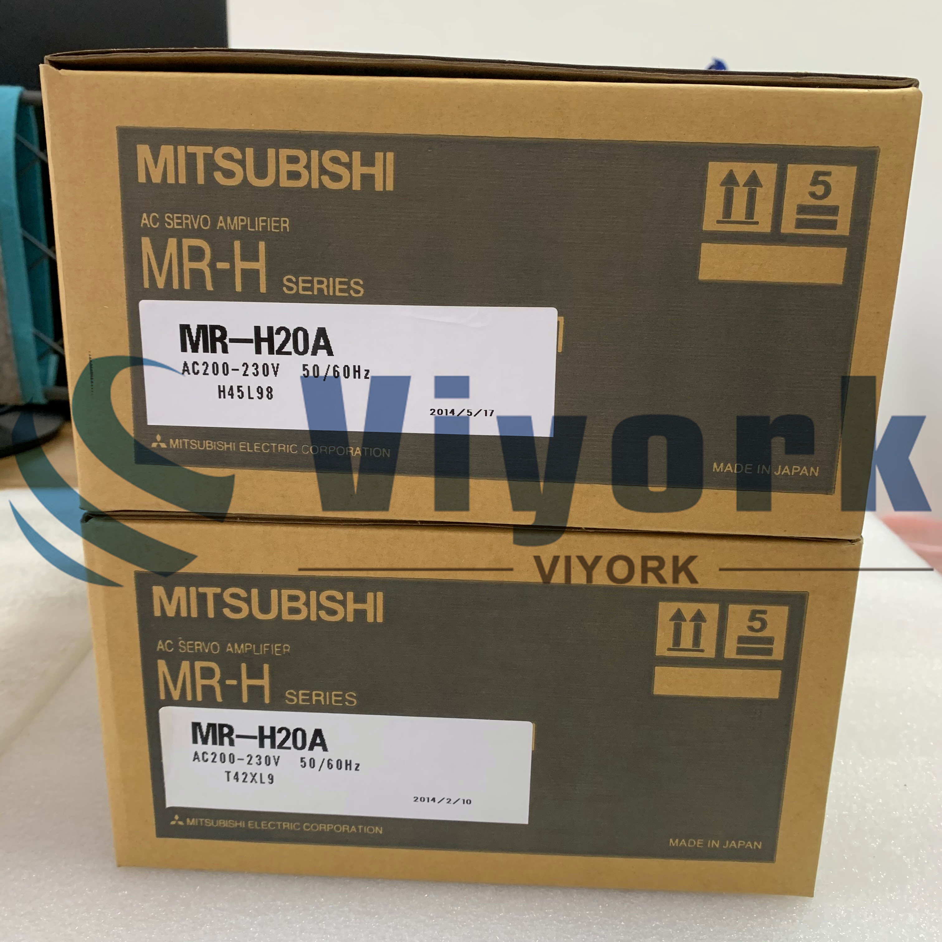 Mitsubishi MR-H20A SERVO DRIVE 200W AC200-230V 50/60HZ 1.3A NEW