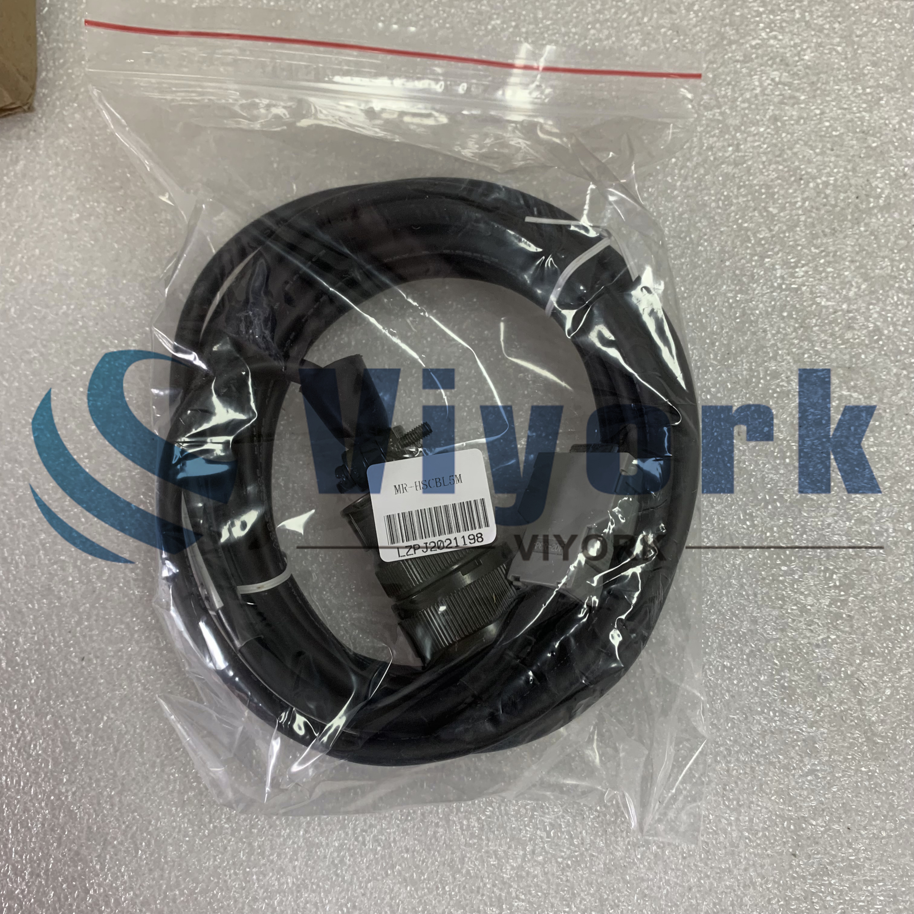 Mitsubishi MR-HSCBL 5M CABLE NEW AND MADE IN CHINA