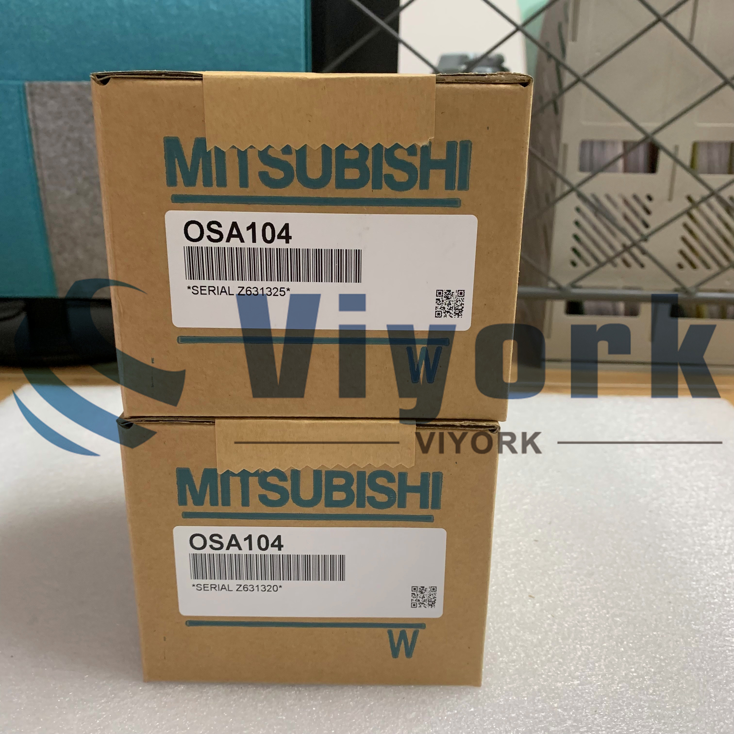 Mitsubishi OSA104 ABSOLUTE ENCODER 4-BOLT NEW