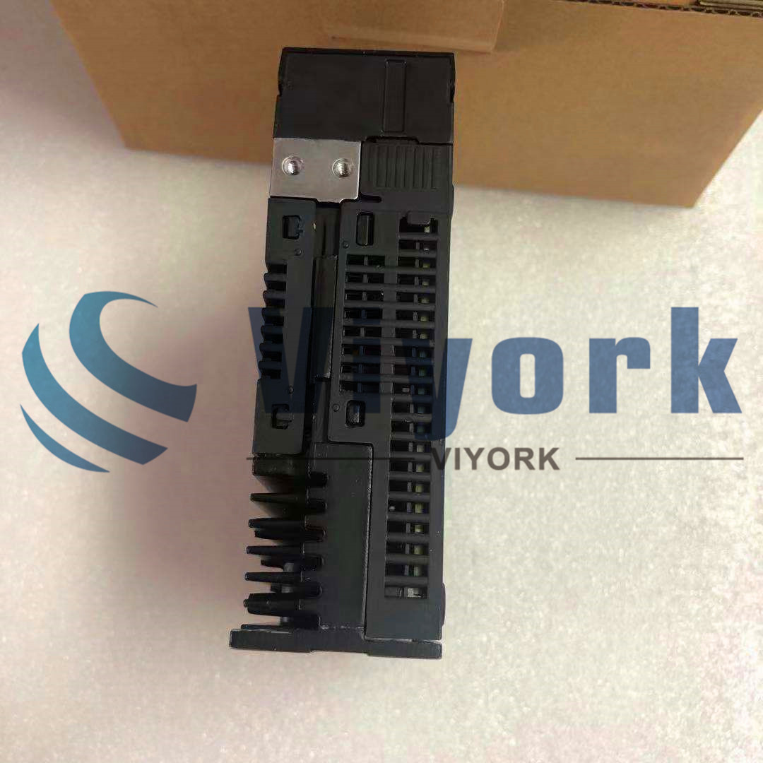 Omron R88D-KN02H-ECT SERVO DRIVE G5-SERIES NETWORK TYPE AC 200WATT 200VAC NEW