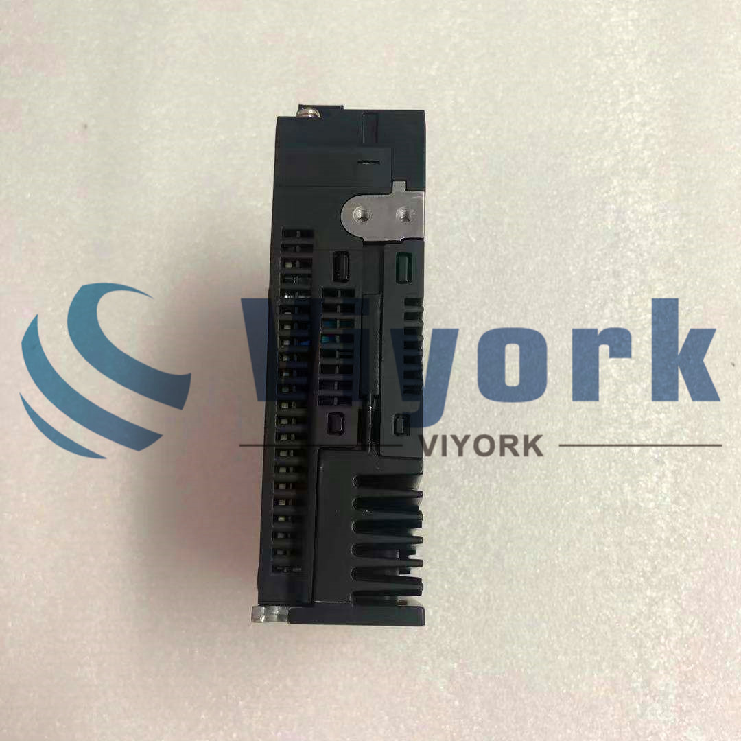 Omron R88D-KN02H-ECT SERVO DRIVE G5-SERIES NETWORK TYPE AC 200WATT 200VAC NEW