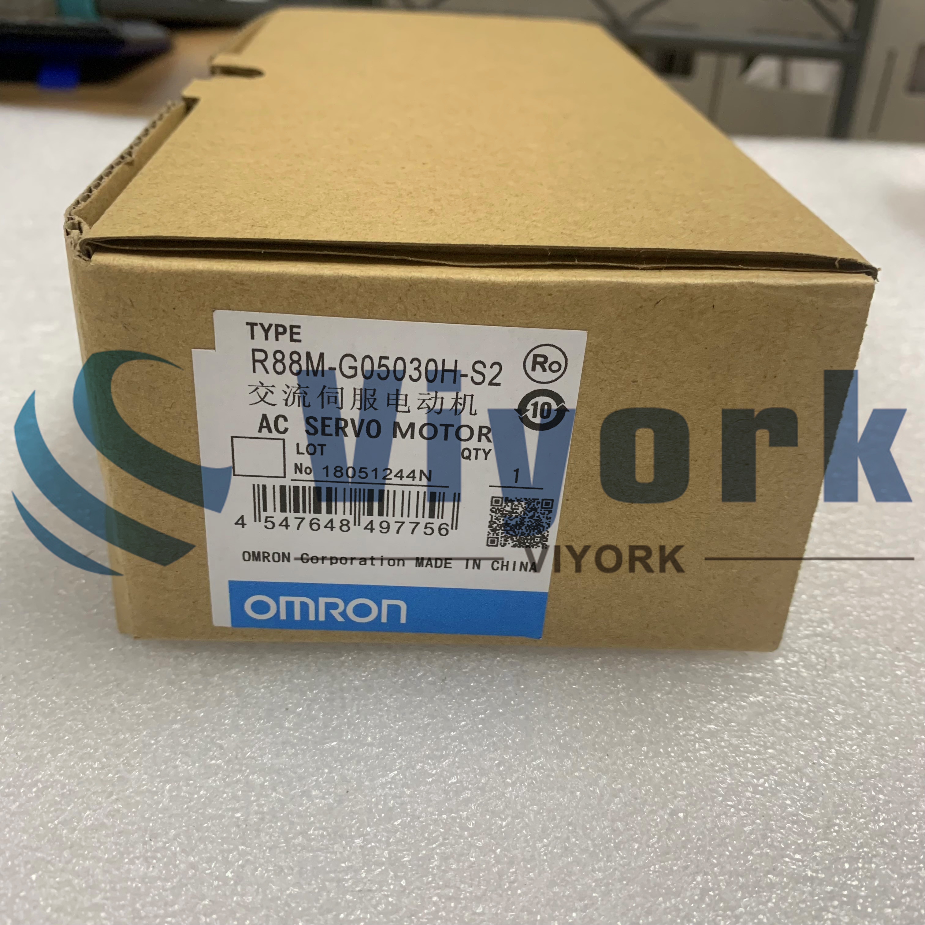 Omron R88M-G05030H-S2 AC SERVO MOTOR 50W 3KRPM INC KEY G-SRVMTR NEW