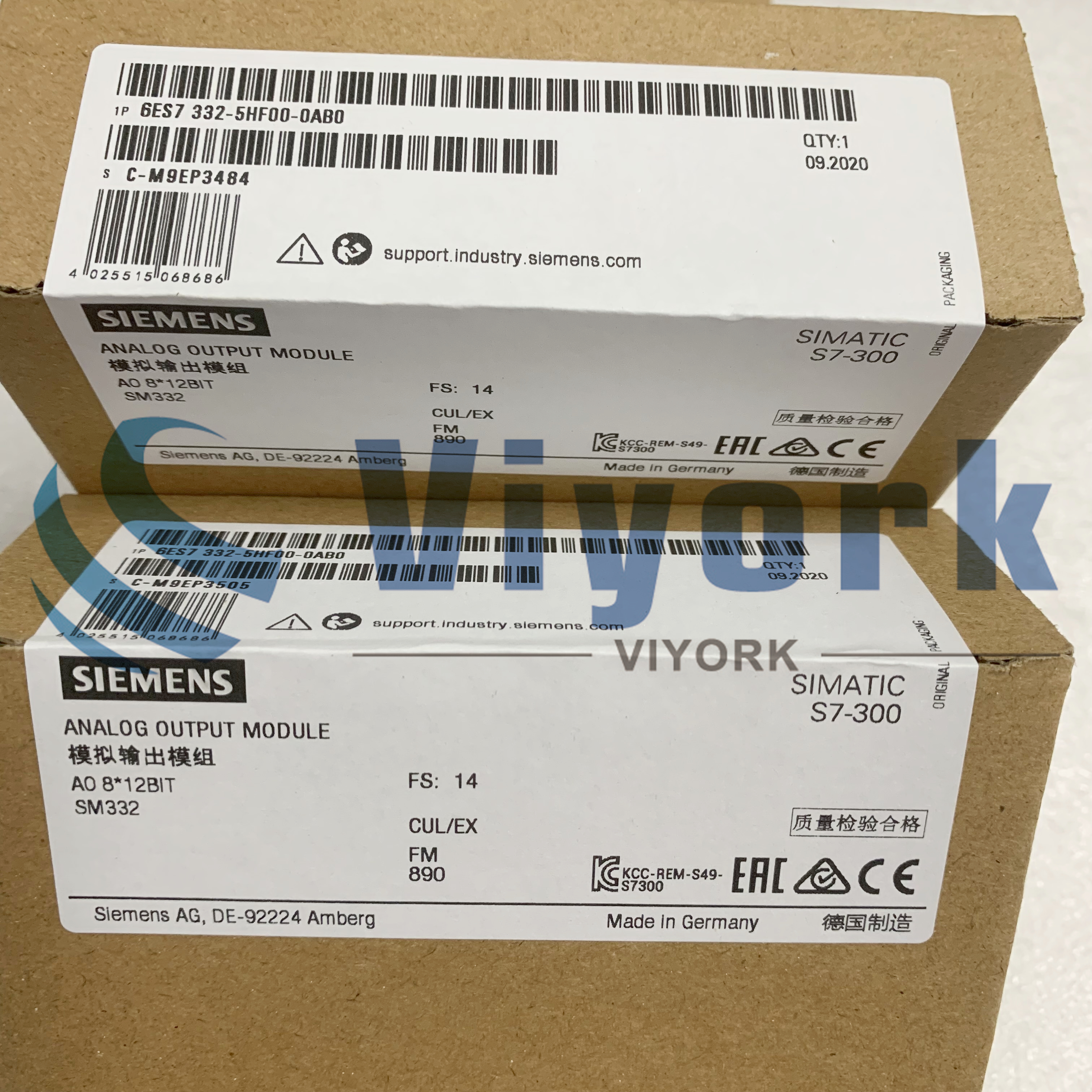Siemens 6ES7332-5HF00-0AB0 OUTPUT MODULE SIMATIC S7-300 SM 332 ISOLATED NEW