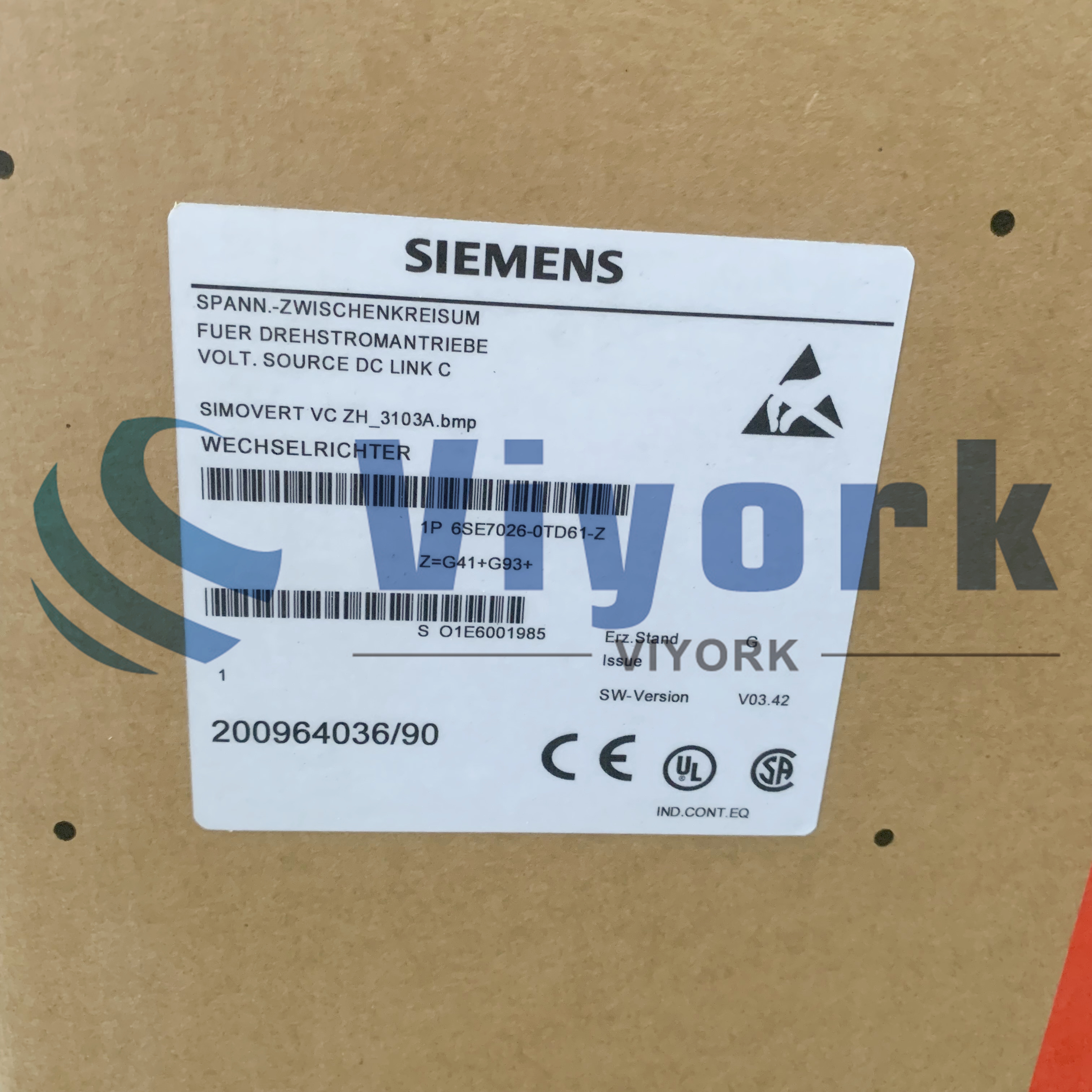 Siemens 6SE7026-0TD61-Z DRIVE 30KW 59AMP 510-650VDC NEW