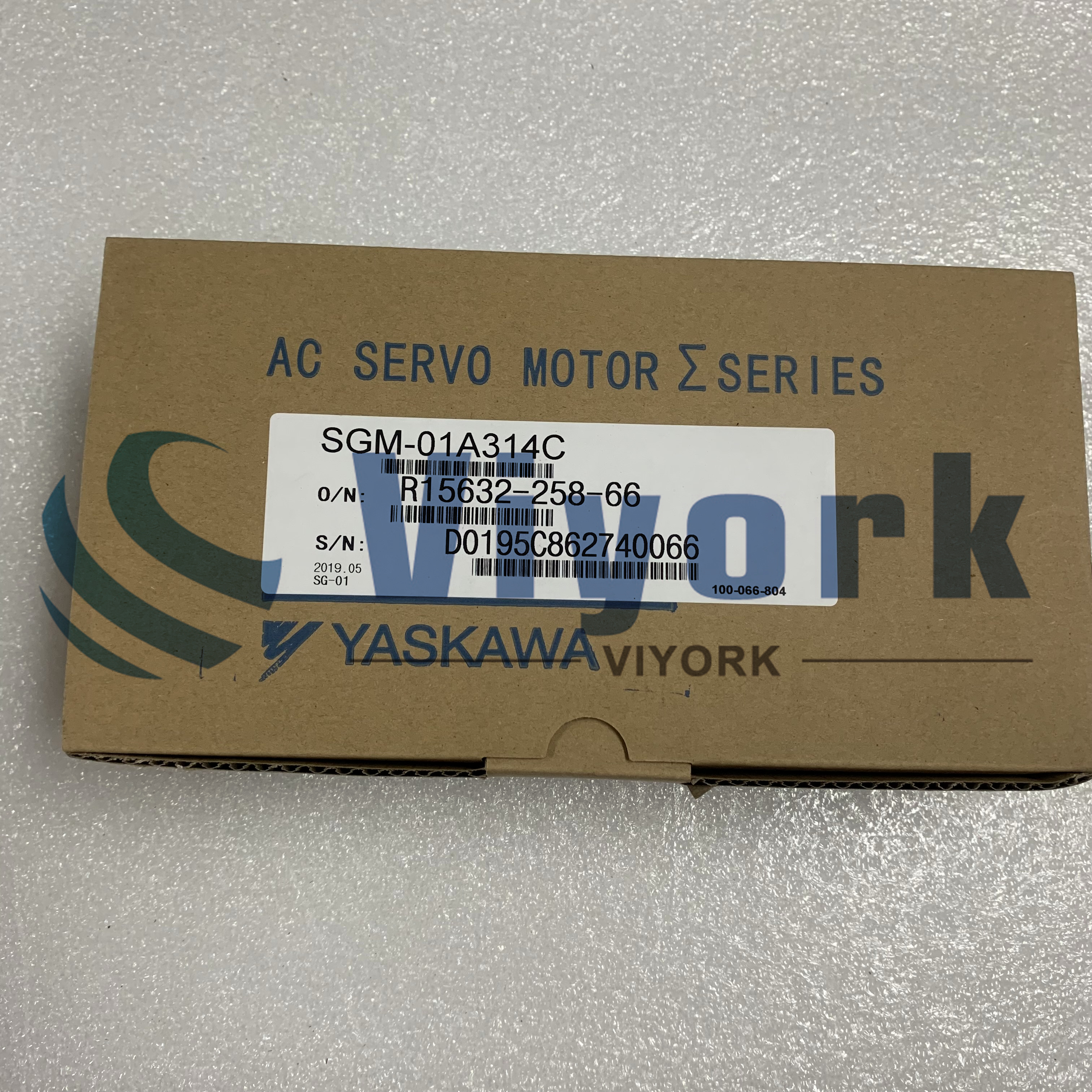 Yaskawa SGM-01A314C AC SERVO MOTOR 0.13HP 200VAC 100W 0.87AMP 3000RPM NEW