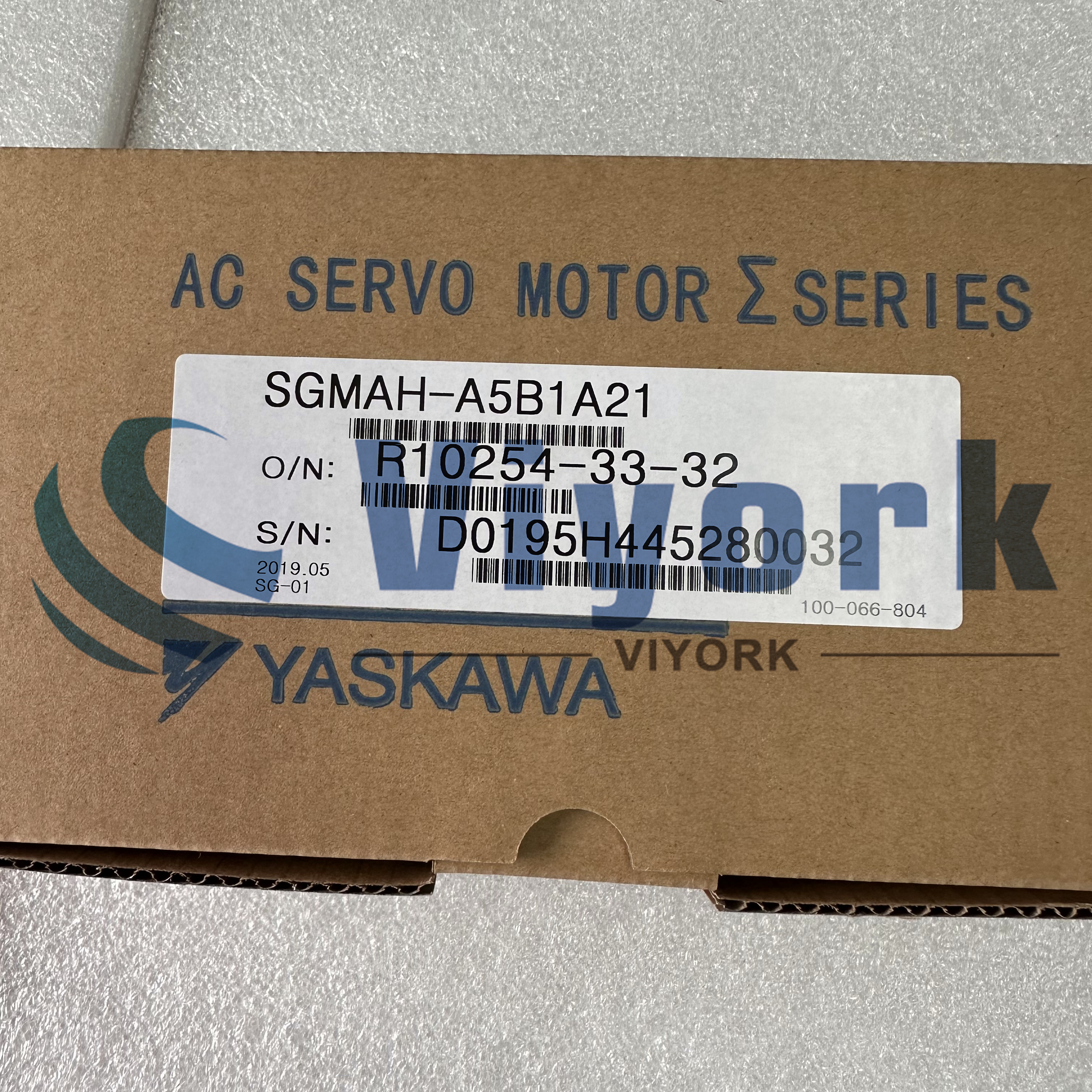 Yaskawa SGMAH-A5B1A21 AC SERVO MOTOR NEW