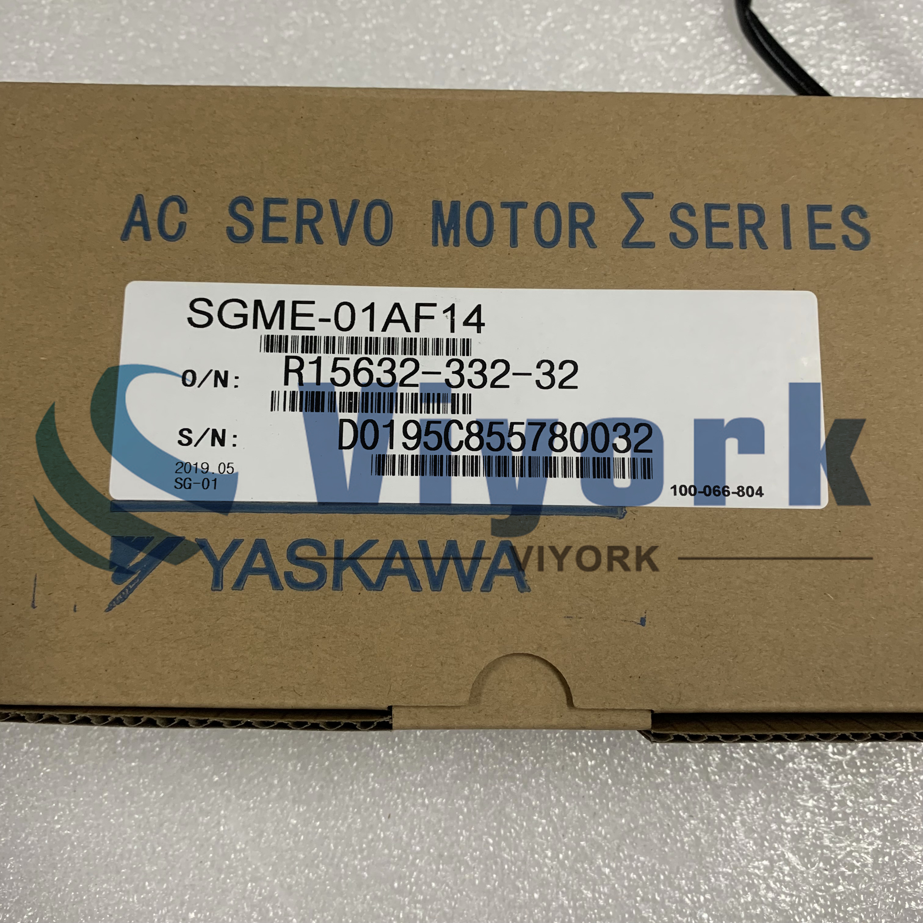 Yaskawa SGME-01AF14 AC SERVO MOTOR AC 100W 200V 0.318NM 3000RPM NEW