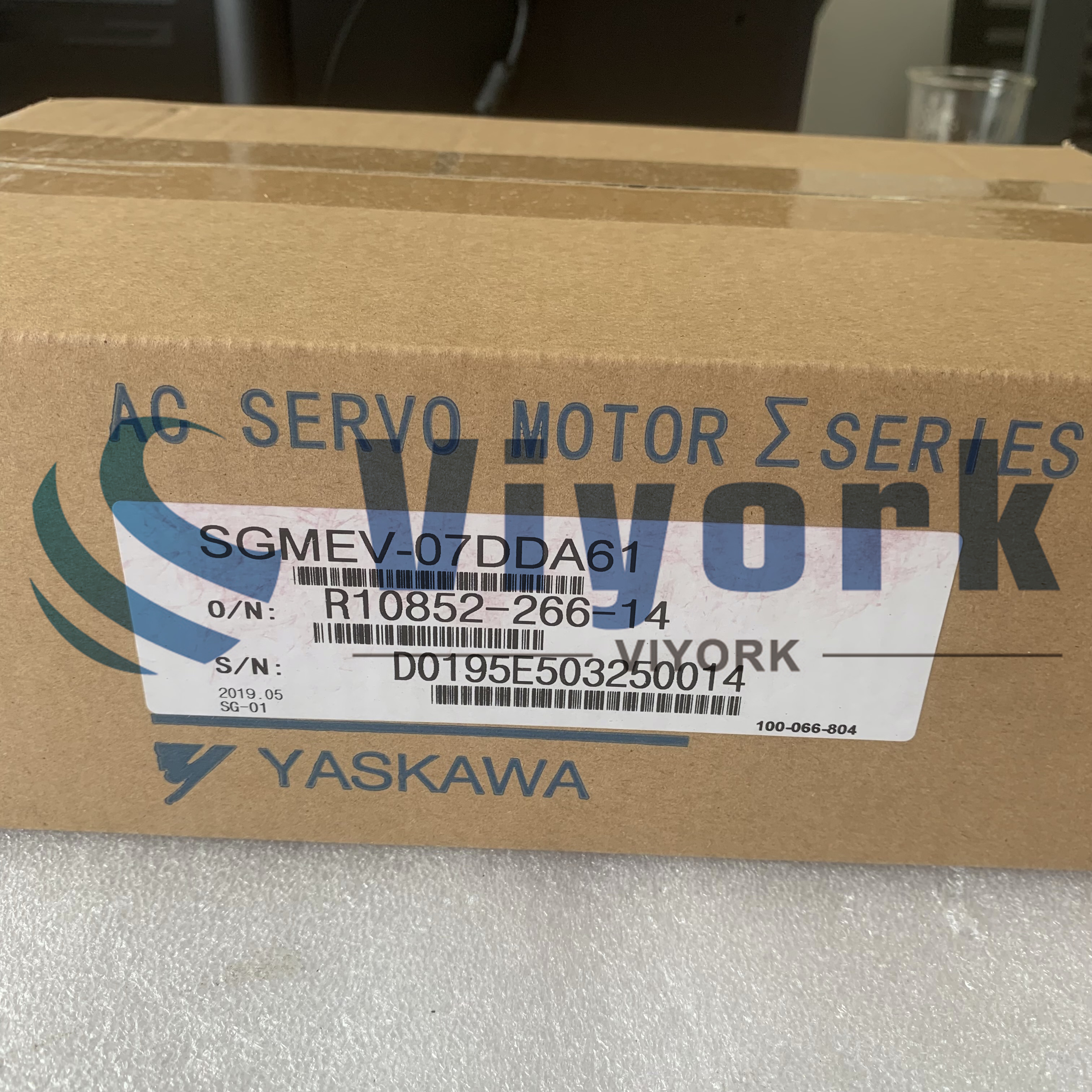 Yaskawa SGMEV-07DDA61 AC SERVO MOTOR 2.2AMP 3 PHASE 400VOLTS 650WATTS NEW