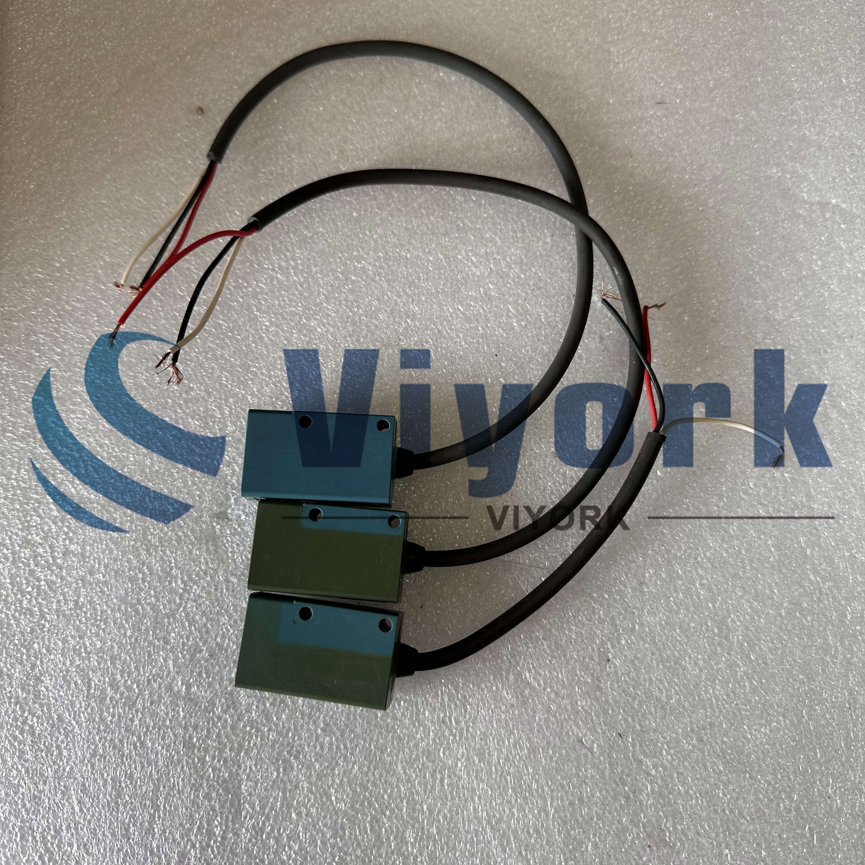Yamatake Honeywell FE7B-DHA6-LP3 Photoelectric Sensor