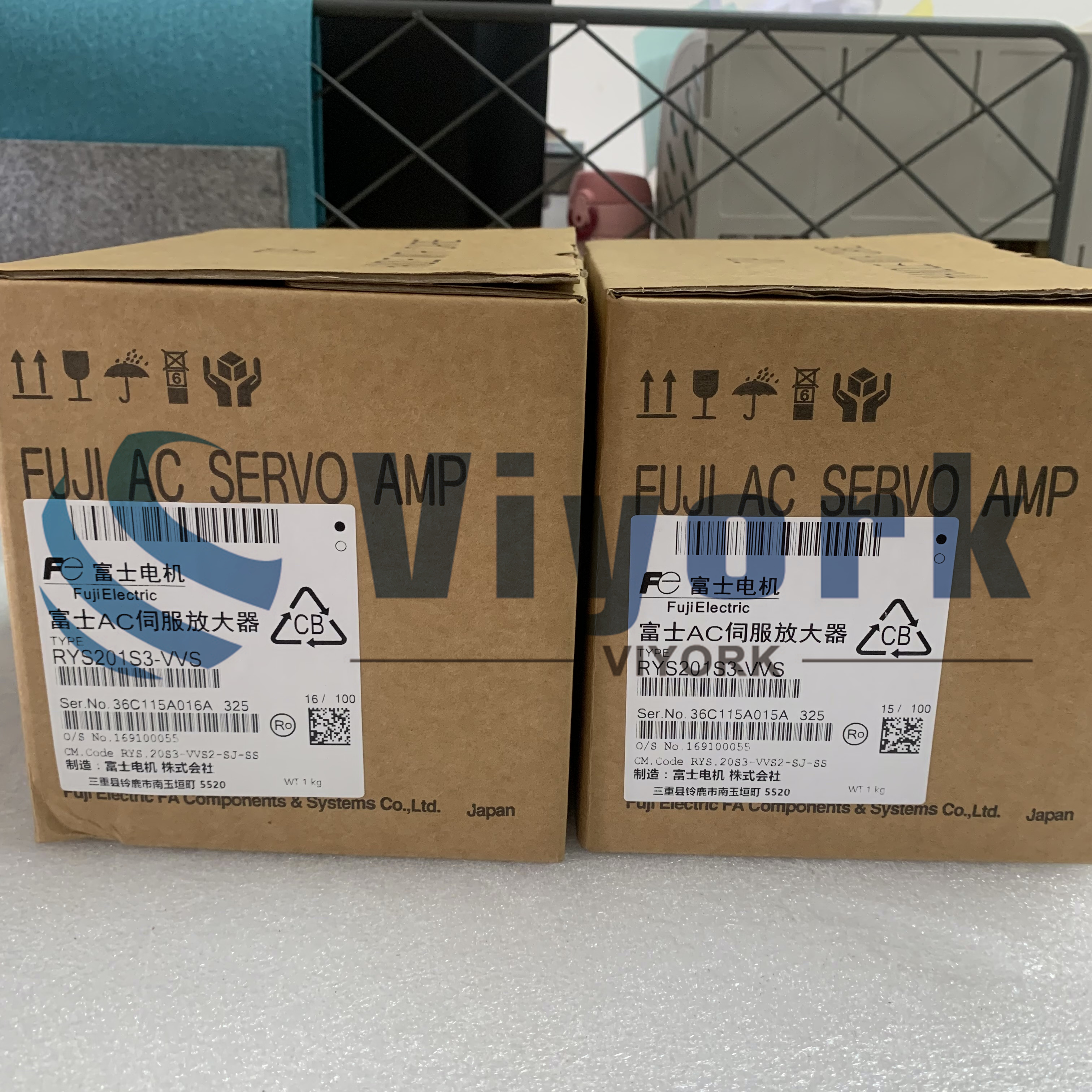 FUJI RYS201S3-VVS AC SERVO DRIVE 3.4AMP 200-230VAC 50/60HZ NEW