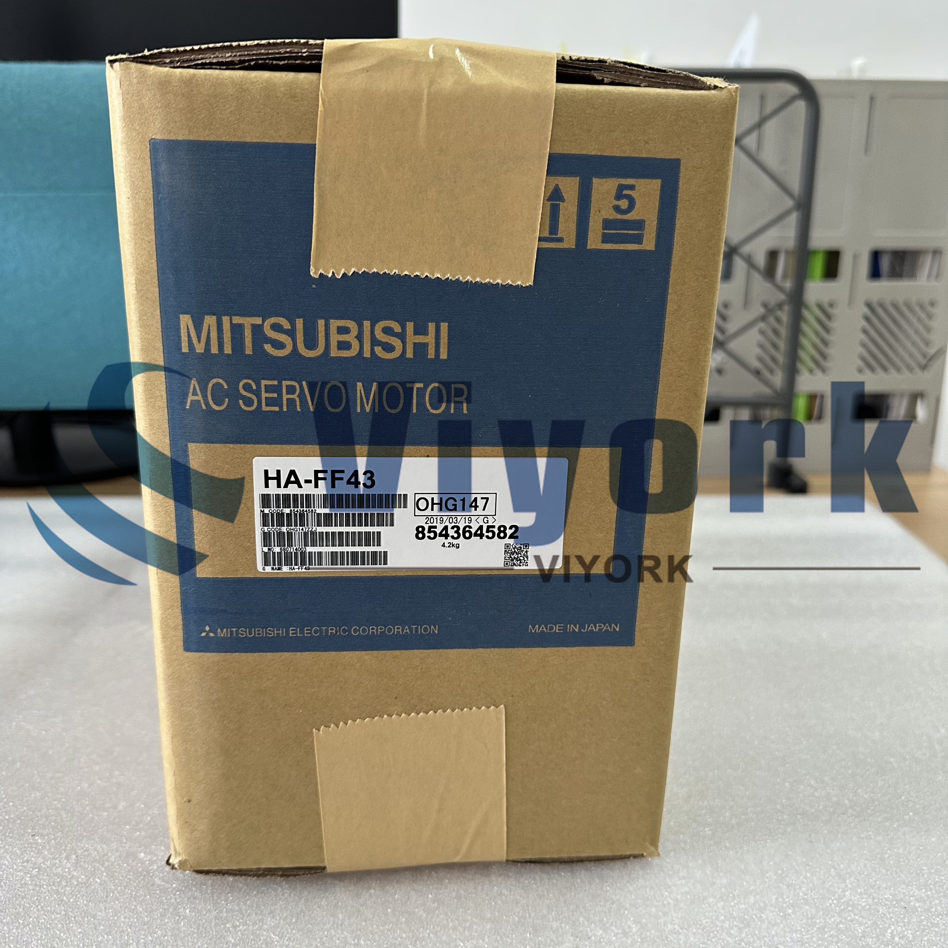 Mitsubishi HA-FF43 AC SERVO MOTOR NEW