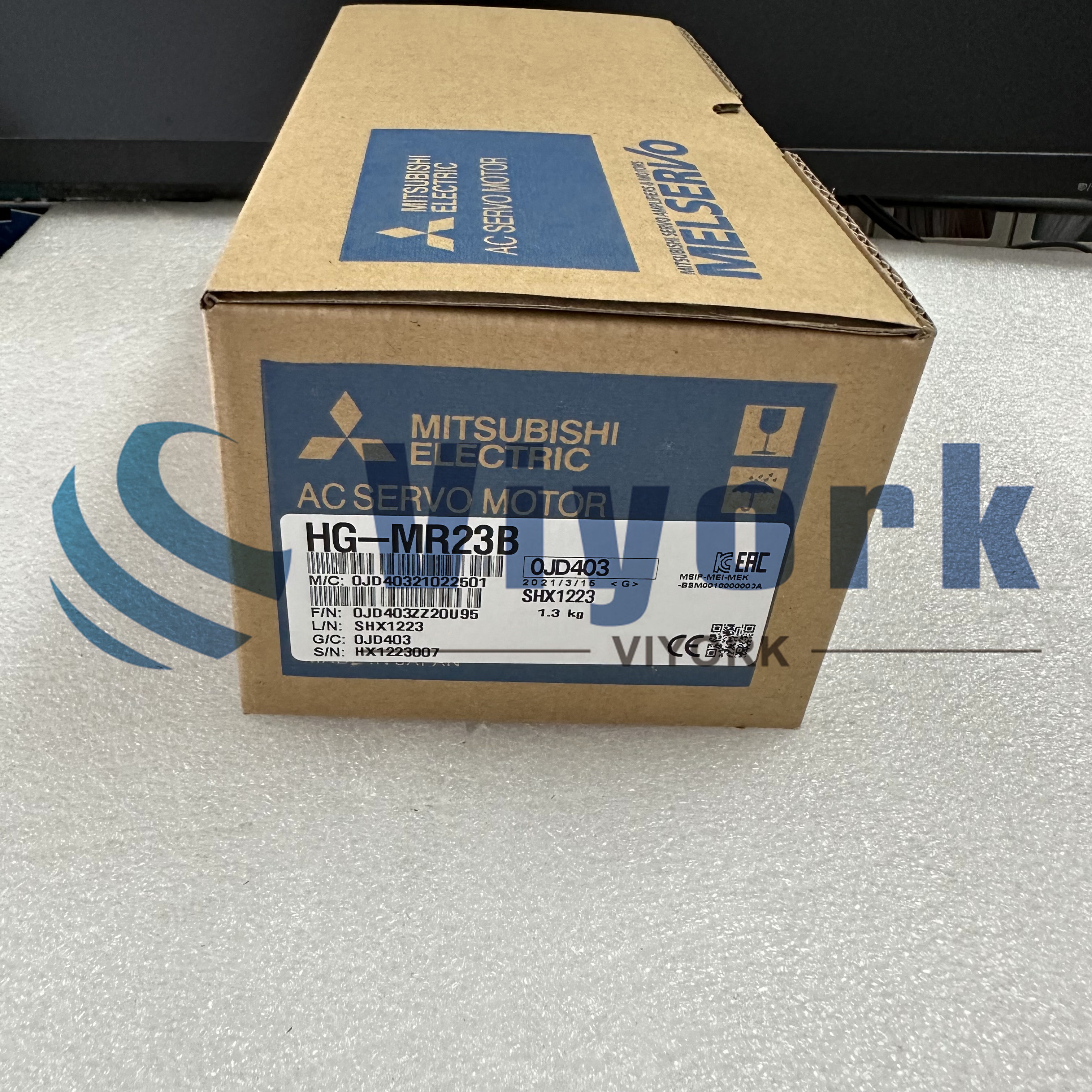 Mitsubishi HG-MR23B AC SERVO MOTOR NEW