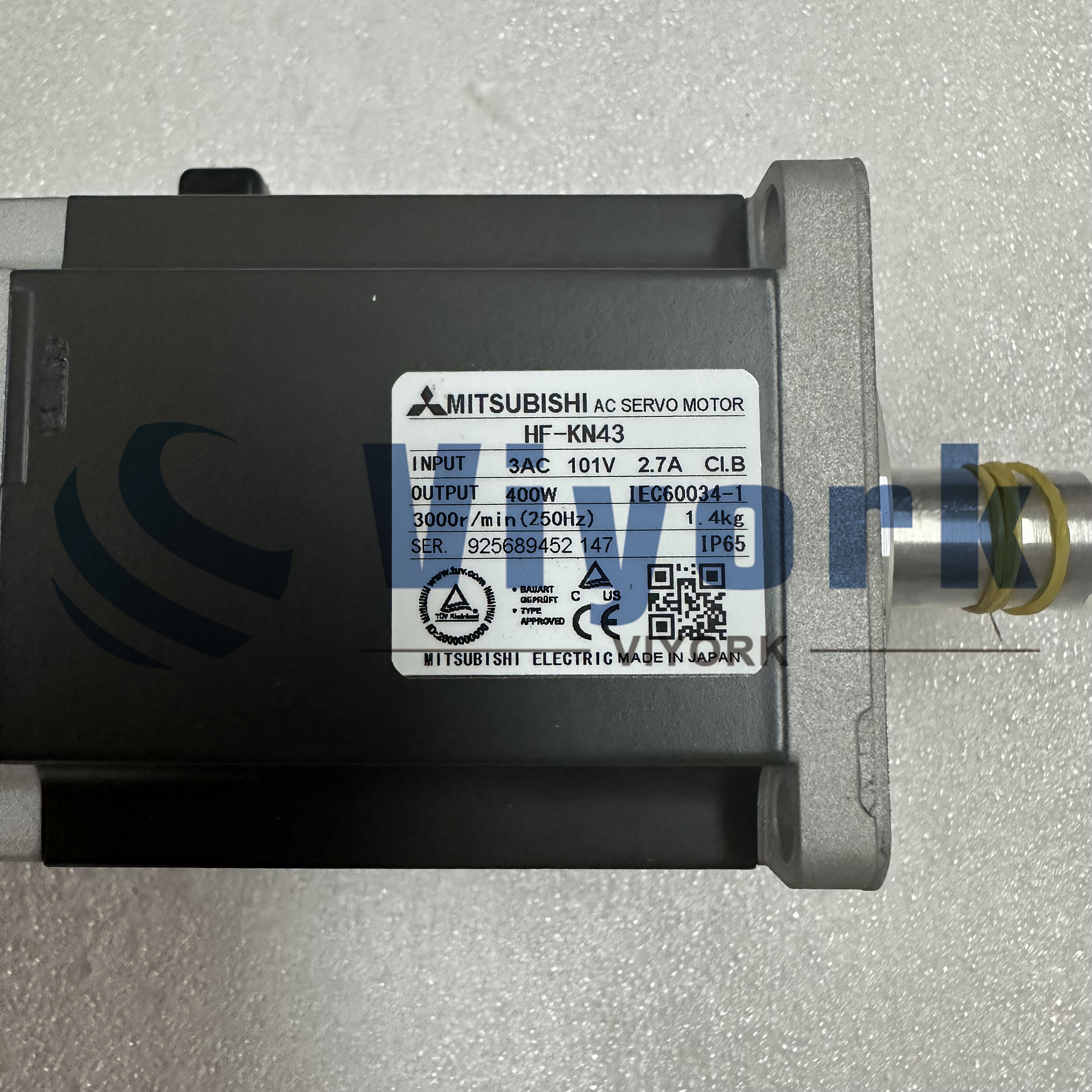 Mitsubishi HF-KN43 AC SERVO MOTOR NEW
