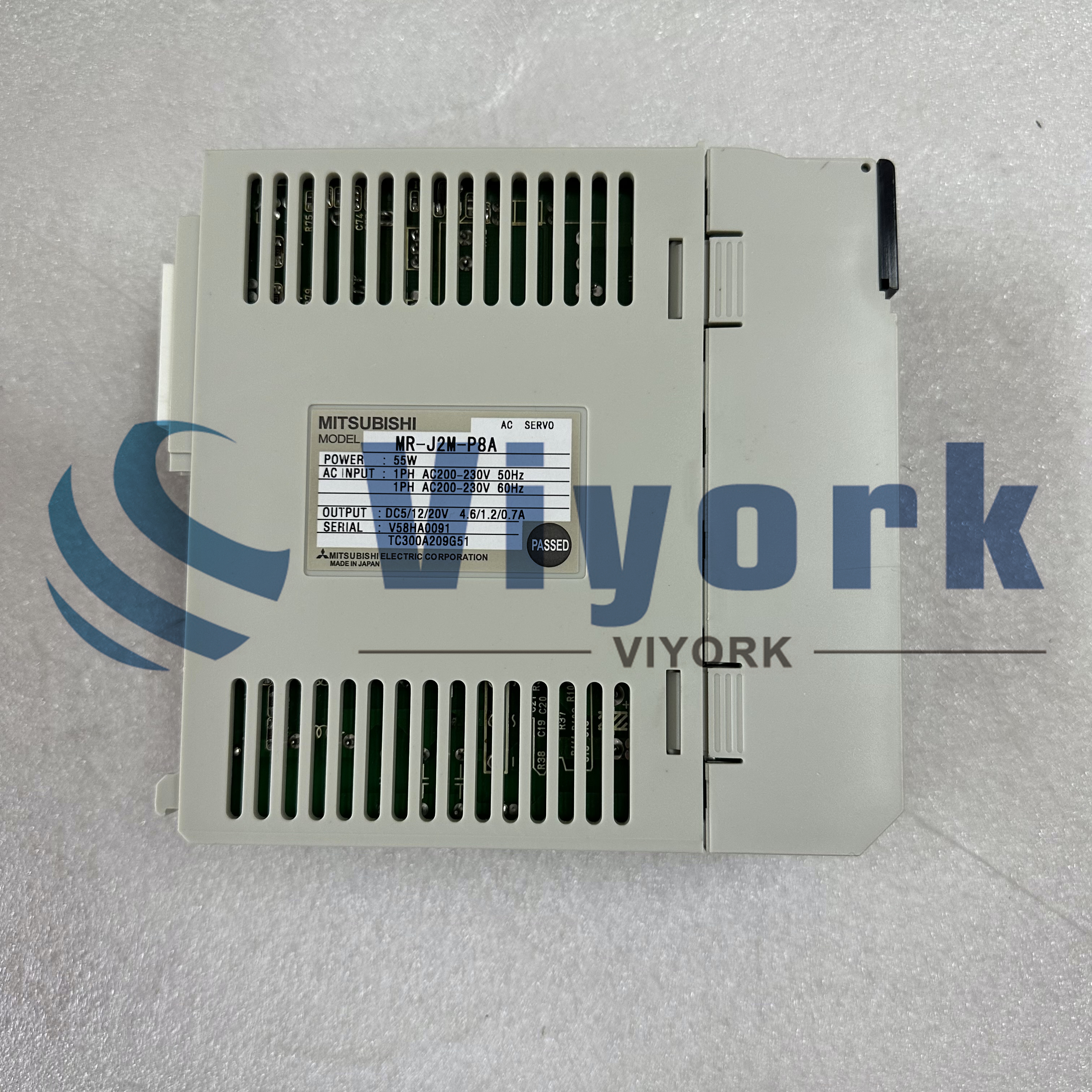 Mitsubishi MR-J2M-P8A SERVO DRIVE NEW