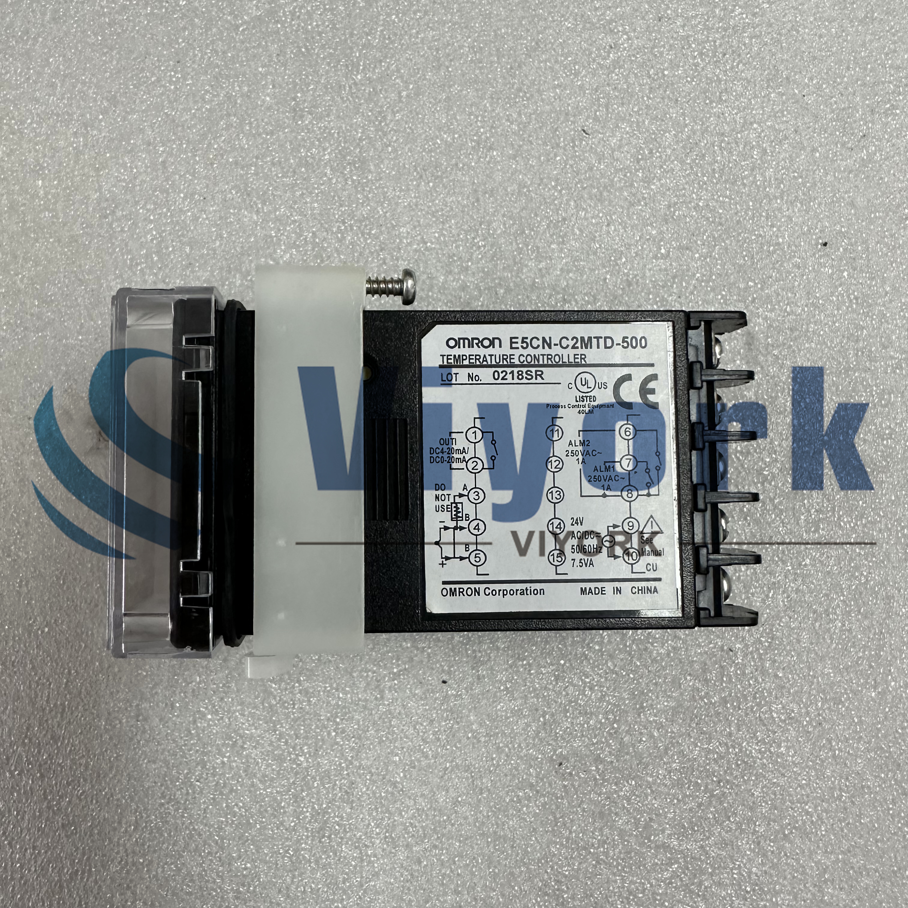 Omron E5CN-C2MTD-500 TEMPERATURE/PROCESS CONTROLLER NEW