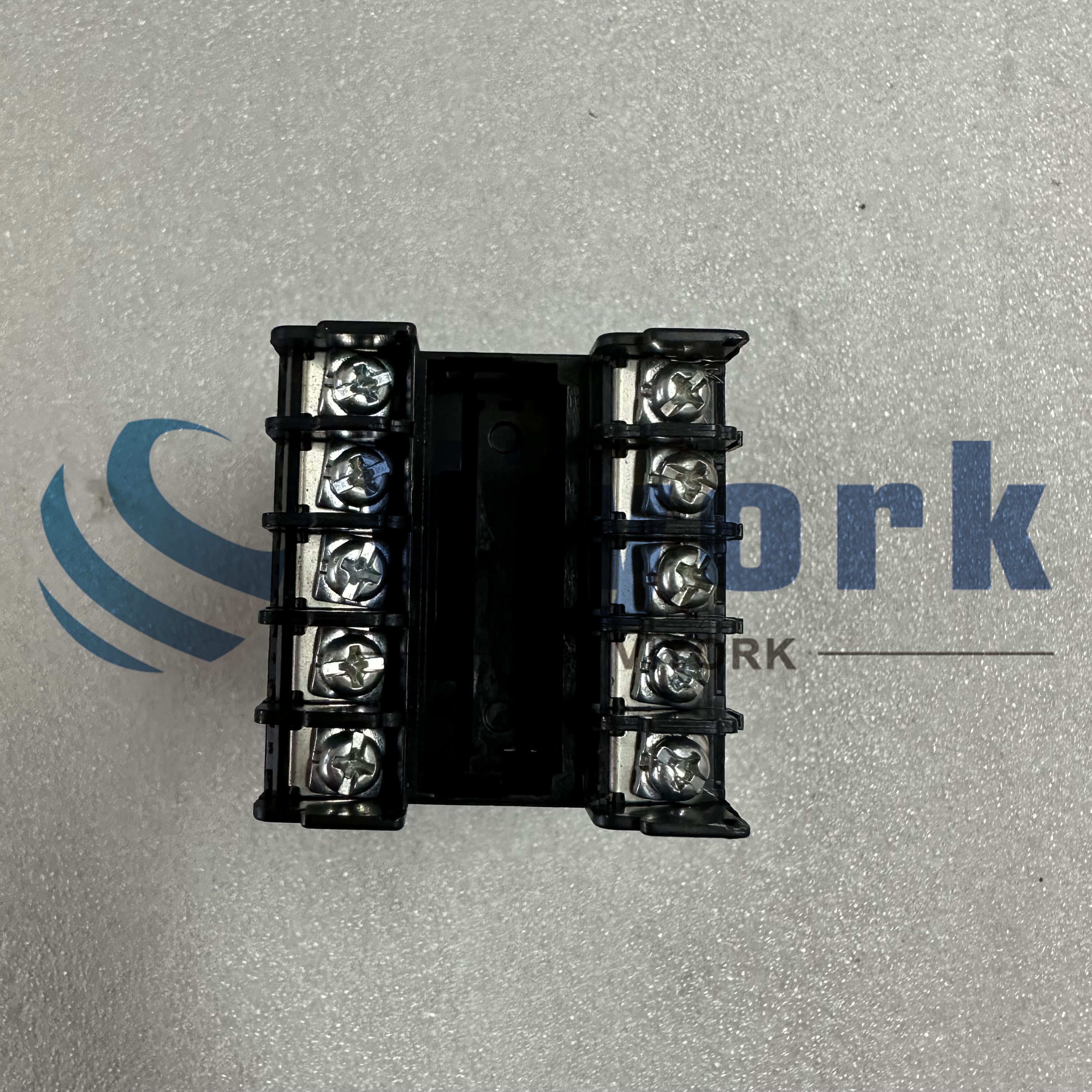 Omron E5CN-C2MTD-500 TEMPERATURE/PROCESS CONTROLLER NEW