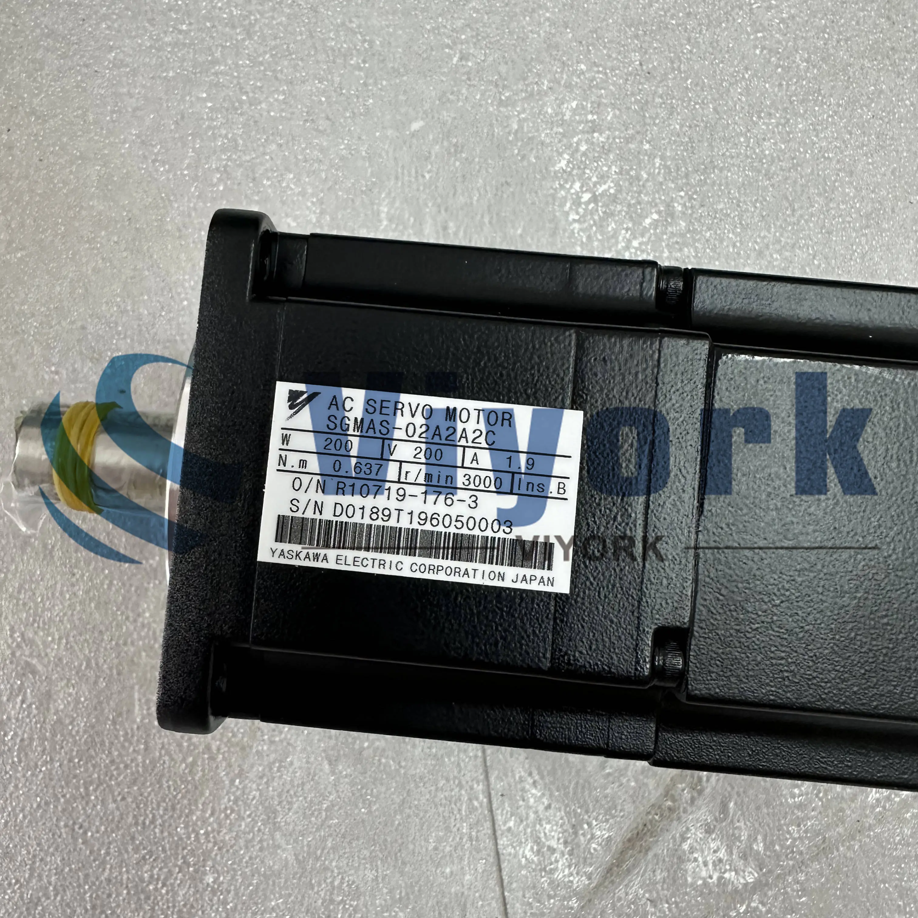 Yaskawa SGMAS-02A2A2C AC SERVO MOTOR NEW