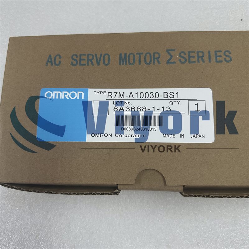 OMRON R88M-K1K030C-S2 SERVO MOTOR NEW