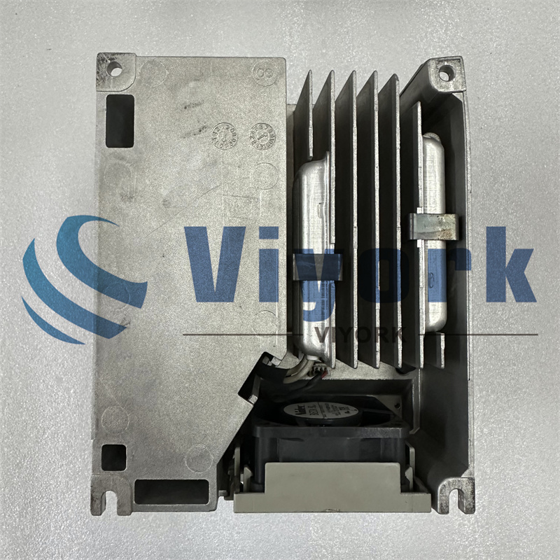 Schneider LXM05BD34N4 SERVO DRIVE USED