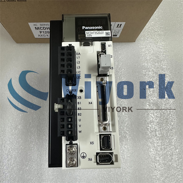 Panasonic MCDHT3520L01 AC SERVO DRIVE NEW