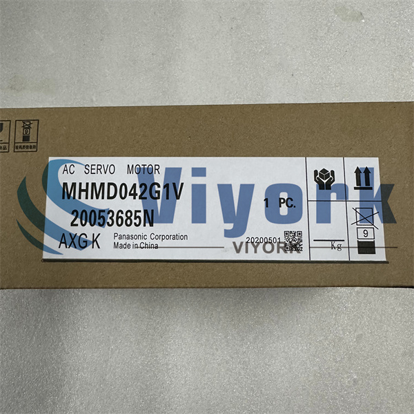Panasonic MHMD042G1V AC SERVO MOTOR NEW