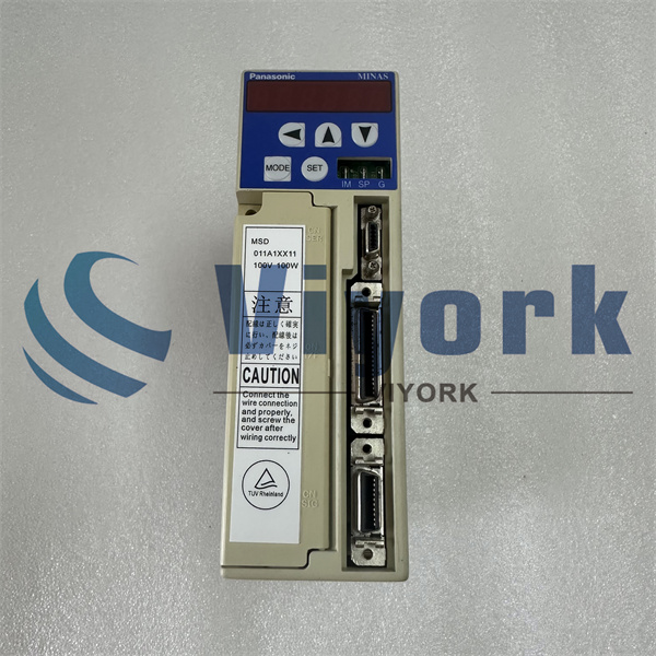 Panasonic MSD011A1XX11 SERVO DRIVE NEW