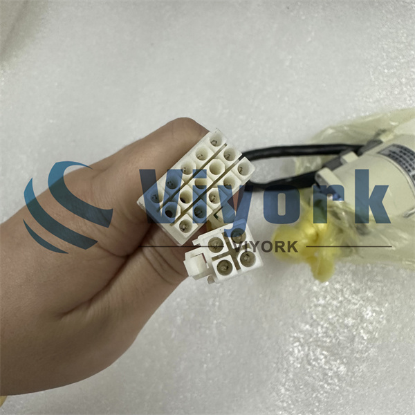 Panasonic MSM3AZP2N SERVO MOTOR NEW