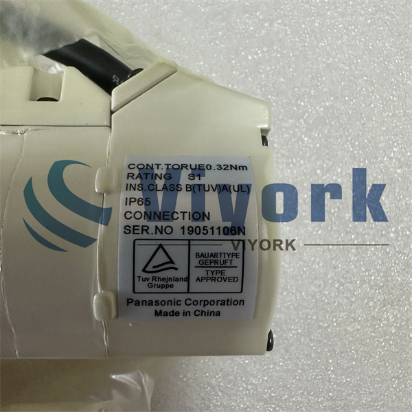 Panasonic MSMA011ABE SERVO MOTOR NEW