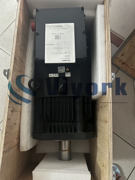 Mitsubishi HA-LP15K1M4E3-S14 AC SERVO MOTOR NEW