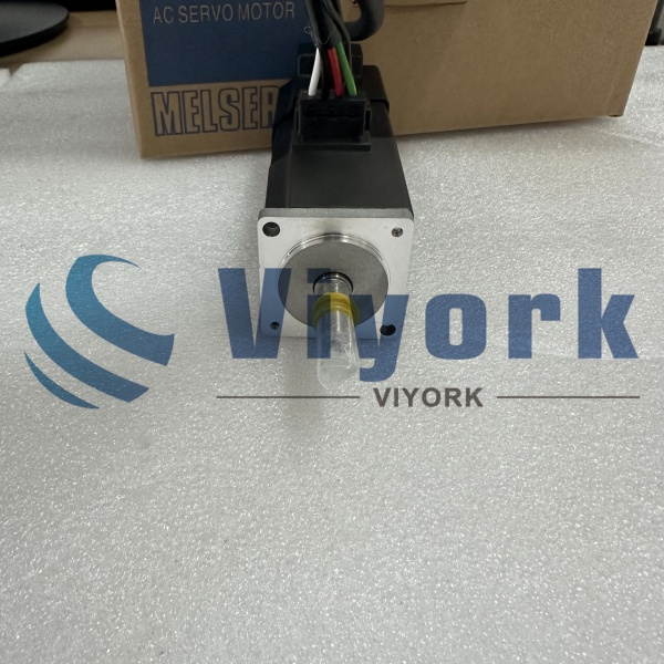 Mitsubishi HC-MFS13BK-S102 AC SERVO MOTOR NEW