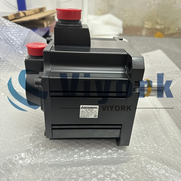 Mitsubishi HC-SFS352 AC SERVO MOTOR NEW
