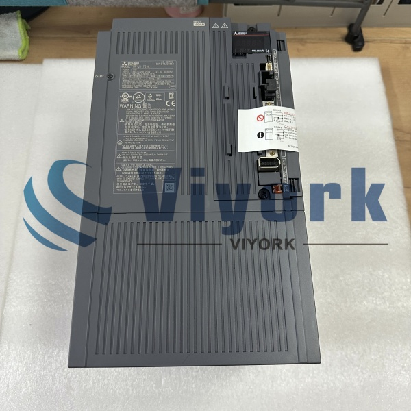 Mitsubishi MR-J4-700A SERVO AMPLIFIER NEW