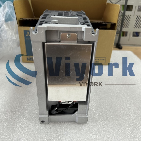 Mitsubishi MR-J4W2-77B SERVO AMPLIFIER NEW