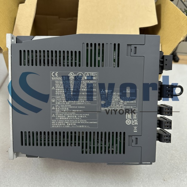 Mitsubishi MR-J4W3-444B SERVO AMPLIFIER NEW