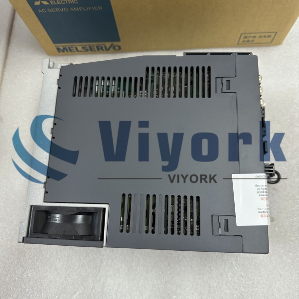 Mitsubishi MR-J4W3-444B SERVO AMPLIFIER NEW