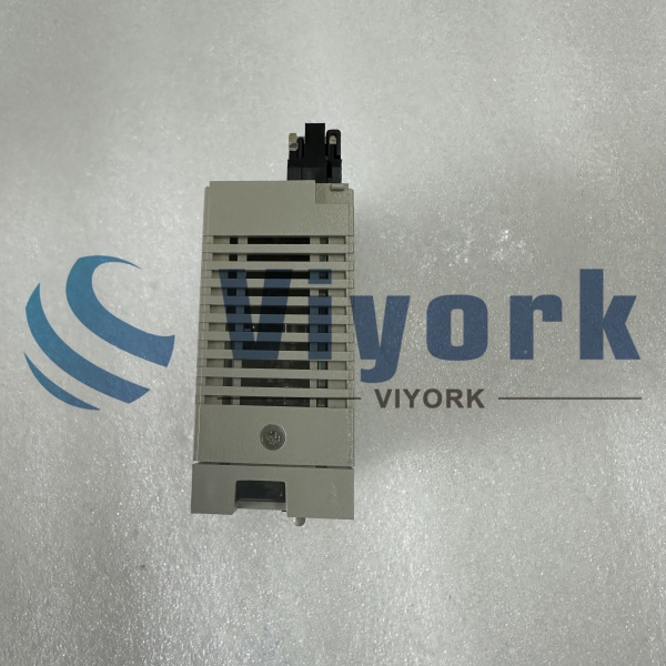 Omron C200H-OD213 MODULE NEW