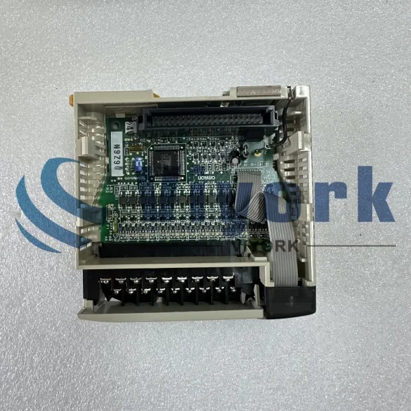Omron CQM1-OD214 MODULE NEW