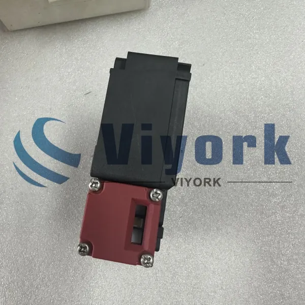 Omron D4NL-2FFA-B4S Safety Door Switch NEW