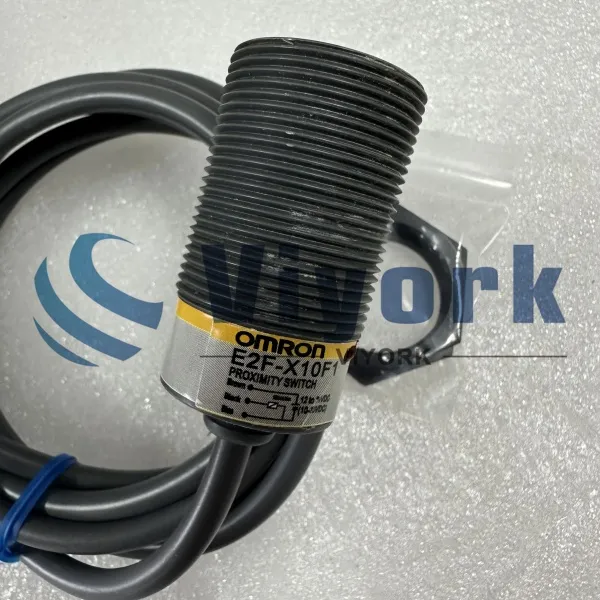 Omron E2F-X10F1 proximity switch sensor NEW