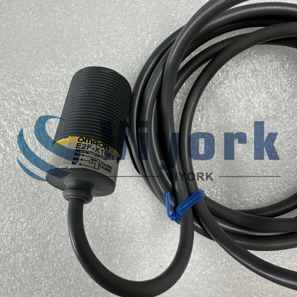 Omron E2F-X10F1 proximity switch sensor NEW