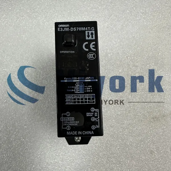 Omron E3JM-DS70M4T-G Photoelectric Switch NEW