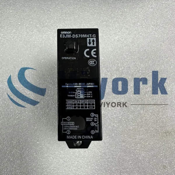 Omron E3JM-DS70M4T-G Photoelectric Switch NEW