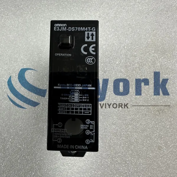 Omron E3JM-DS70M4T-G Photoelectric Switch NEW
