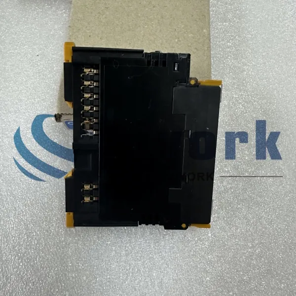 Omron GRT1-ID4-1 IO MODULE NEW