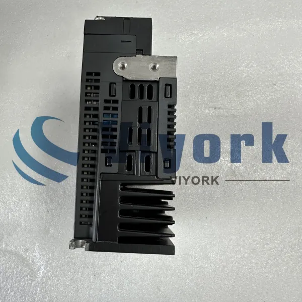 Omron R88D-KN04H-ECT SERVO DRIVE NEW