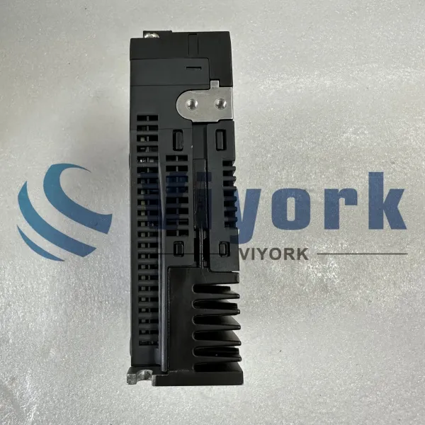 Omron R88D-KN02H-ECT-R SERVO DRIVE G5-SERIES NETWORK TYPE AC 200WATT 200VAC NEW